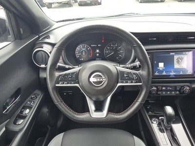 2023 Nissan Kicks SR