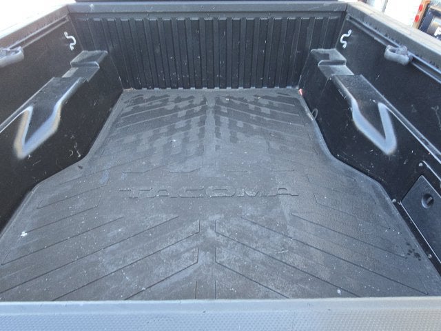 2022 Toyota Tacoma SR V6