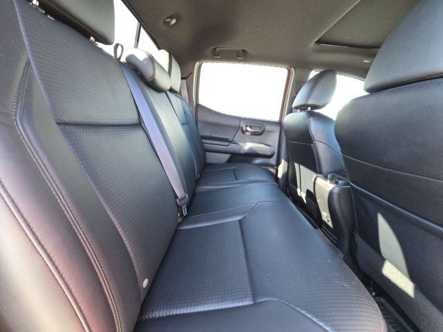 2023 Toyota Tacoma Limited V6