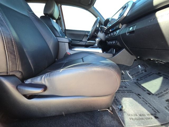 2023 Toyota Tacoma Limited V6