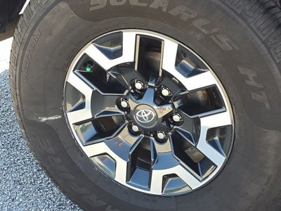 2023 Toyota Tacoma TRD Off-Road V6