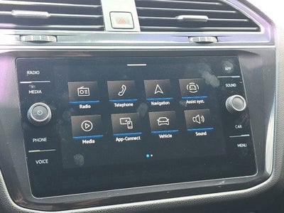 2022 Volkswagen Tiguan 2.0T SE R-Line Black