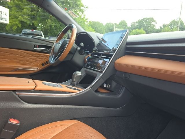 2019 Toyota Avalon Hybrid Limited