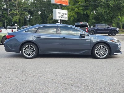2019 Toyota Avalon Hybrid Limited