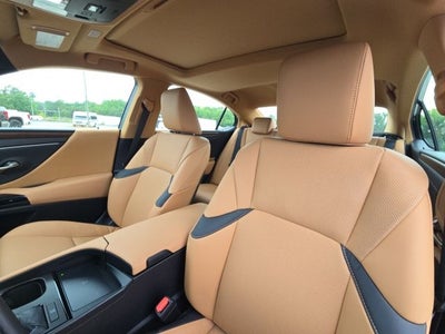 2025 Lexus ES 350