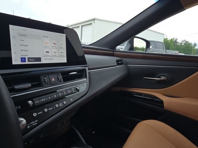 2025 Lexus ES 350