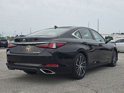 2025 Lexus ES 350