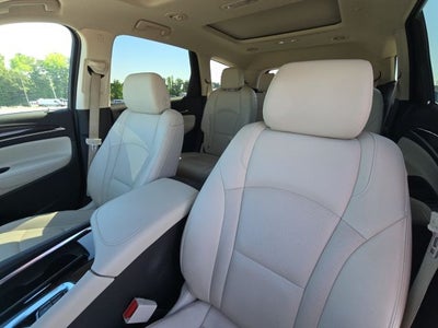 2022 Buick Enclave Essence