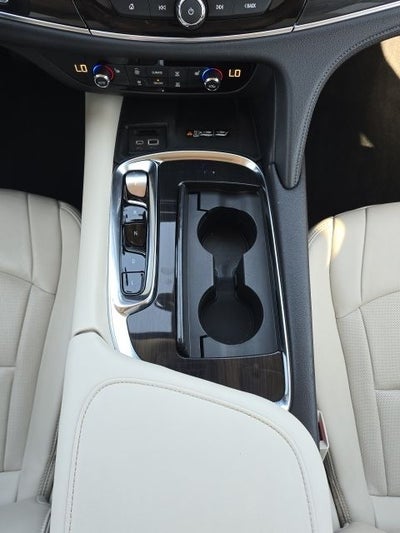 2022 Buick Enclave Essence