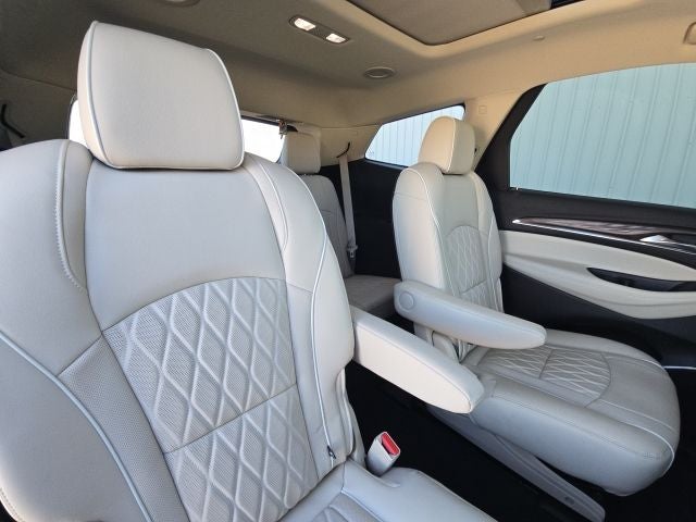 2022 Buick Enclave Avenir