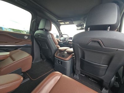 2025 Lincoln Navigator L Reserve