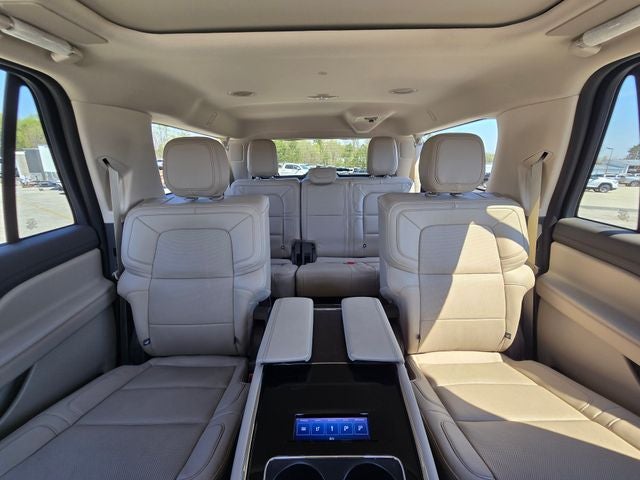 2024 Lincoln Navigator L Reserve