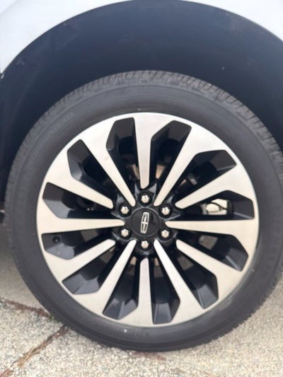 2023 Lincoln Navigator L Reserve
