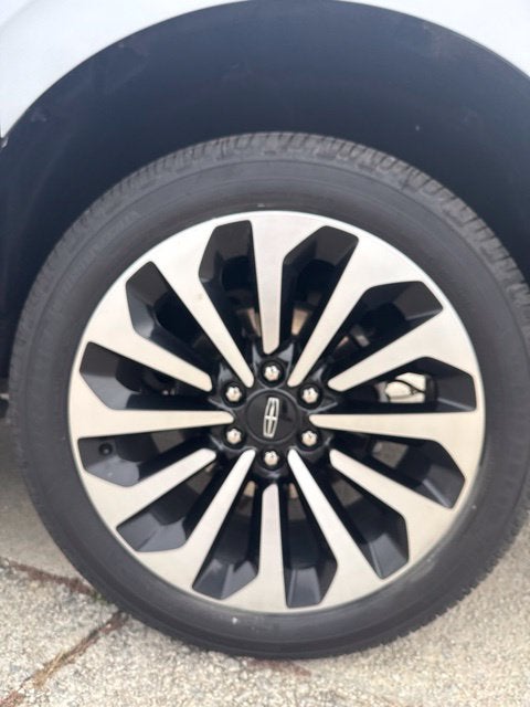 2023 Lincoln Navigator L Reserve