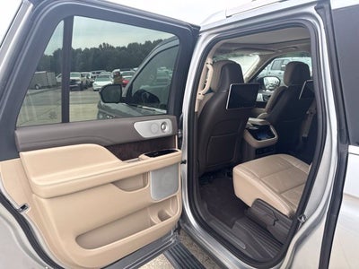 2023 Lincoln Navigator L Reserve