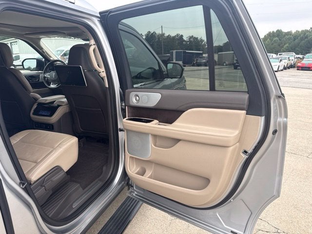 2023 Lincoln Navigator L Reserve
