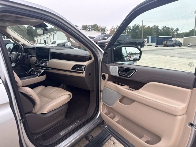 2023 Lincoln Navigator L Reserve