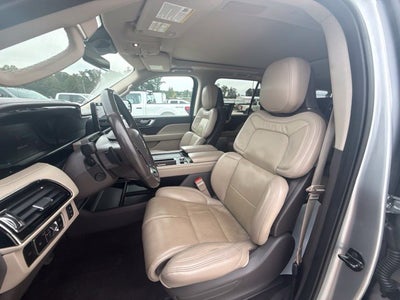 2023 Lincoln Navigator L Reserve