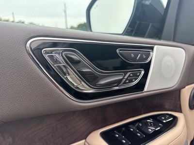 2023 Lincoln Navigator L Reserve