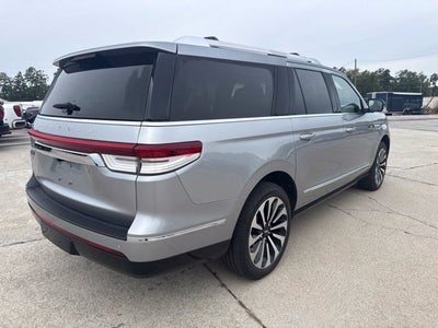 2023 Lincoln Navigator L Reserve