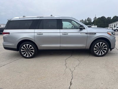 2023 Lincoln Navigator L Reserve