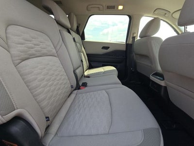 2023 Nissan Pathfinder SV