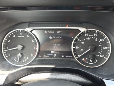 2023 Nissan Pathfinder SV