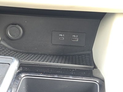 2023 Nissan Pathfinder SV