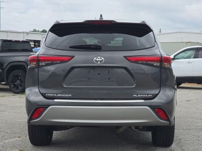 2023 Toyota Highlander Platinum