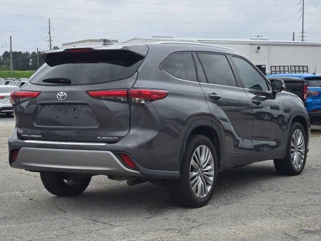 2023 Toyota Highlander Platinum
