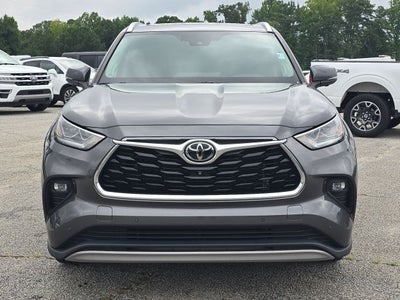 2023 Toyota Highlander Platinum