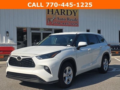 2023 Toyota Highlander LE