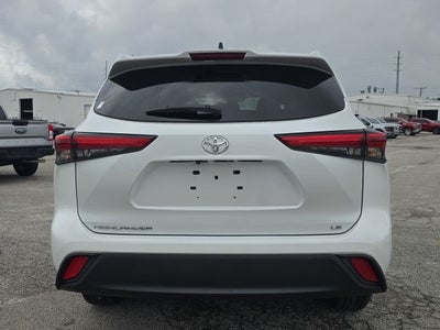 2023 Toyota Highlander LE