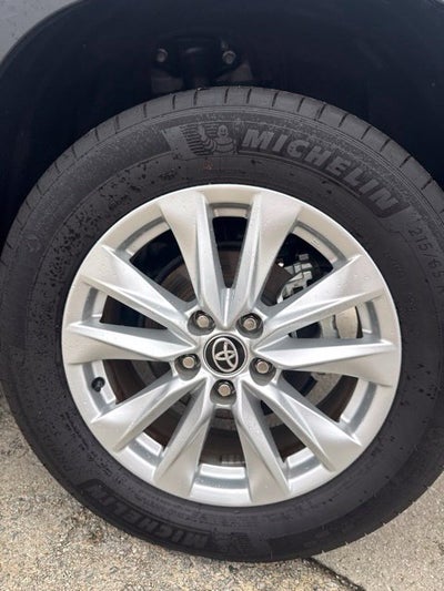 2025 Toyota Corolla Cross LE
