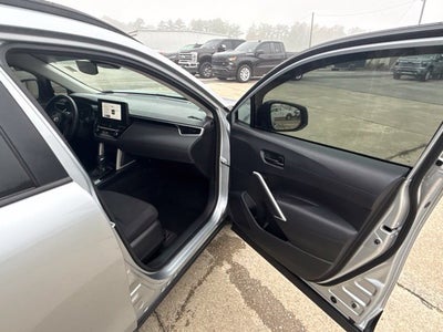 2025 Toyota Corolla Cross LE
