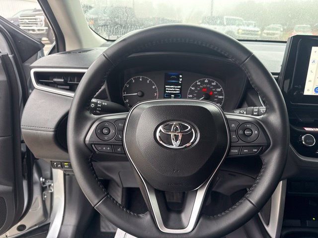 2025 Toyota Corolla Cross LE