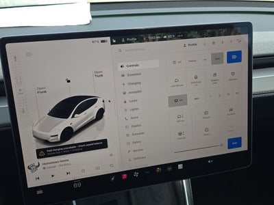 2026 Tesla Model Y Base