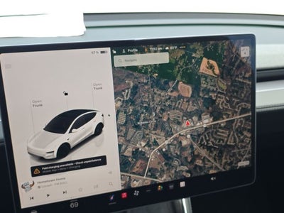 2026 Tesla Model Y Base