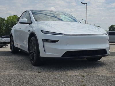2026 Tesla Model Y Base