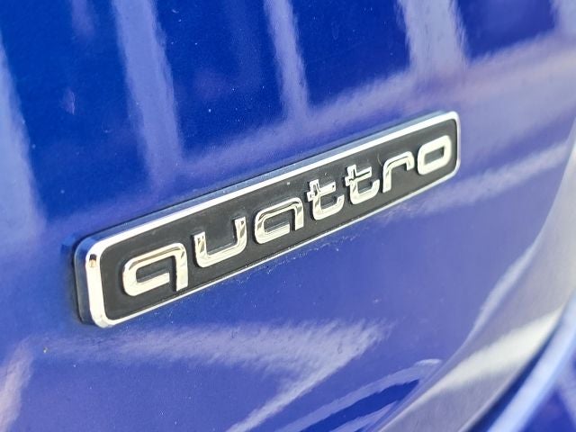 2022 Audi Q5 e S Line