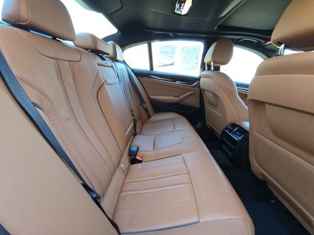 2019 BMW 5 Series 540i