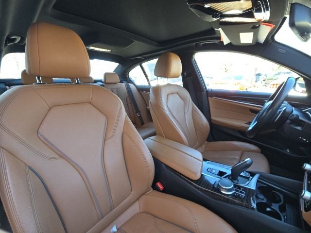 2019 BMW 5 Series 540i